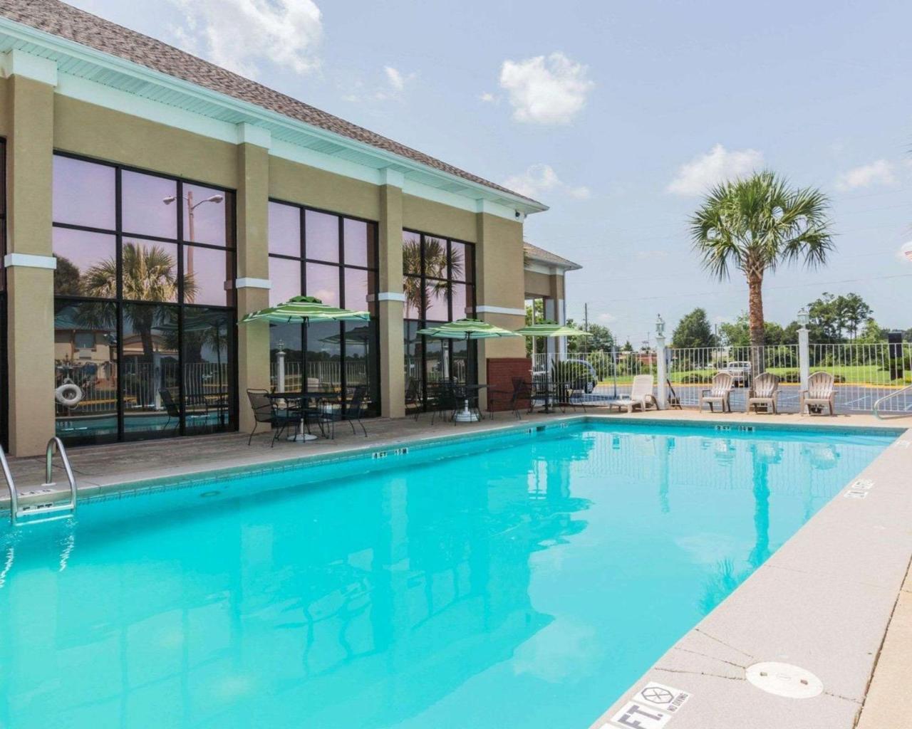 Quality Inn & Suites North Montgomery Extérieur photo